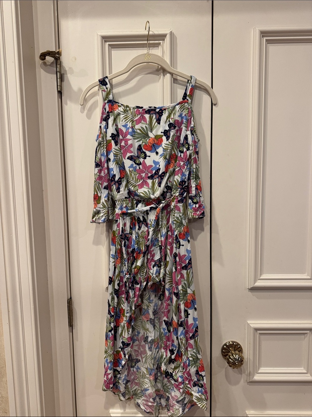 Sequin Hearts White Tropical Floral Cold-Shoulder Dress